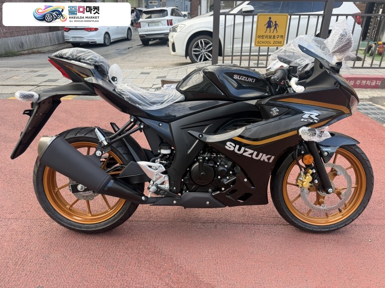 스즈끼 GSX R 125 ABS 2027년식 2027 GSX-R125 ABS 신차 판매합니다!
