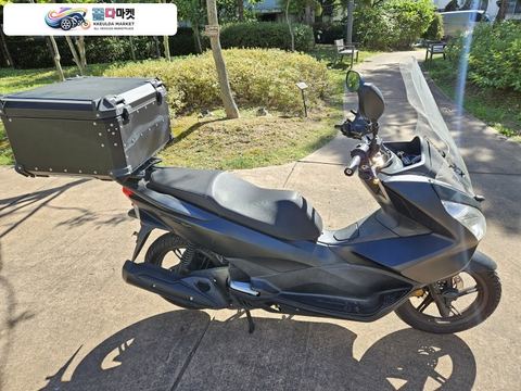 혼다 PCX 125 FI 2018년식 혼다 pcx125 18년식 최상급 짧은키로수 블박튜닝