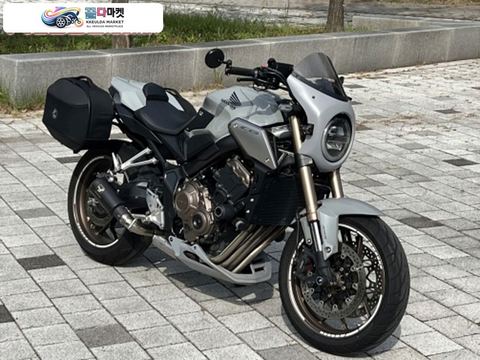 혼다 CB 650 R ABS 2021년식 합법 풀배기! 낮은 시트고! 혼다 CB650R