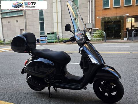 베스파 GTS 300 슈퍼테크 2022년식 베스파 GTS 300 슈퍼테크 팝니다