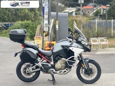 두카티 멀티스트라다 V4 S 2021년식 두가티 멀티스트라다 V4S 21년식 2.0만KM 삼박스 차량 판매합니다