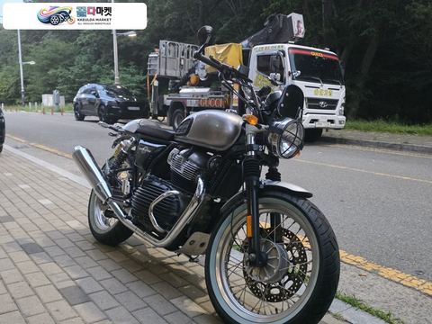 로얄엔필드 인터셉터 650 2020년식 2020 인터셉터650 420만원