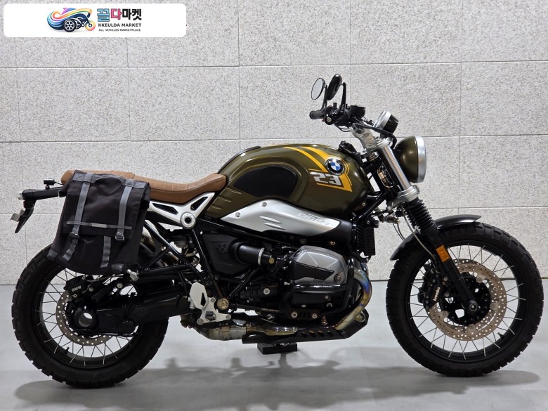 BMW R 나인 T 스크램블러 2021년식 21년식 알나인티 스크램블러 짧은 키로수/칼라마타 메탈릭 색상 차량 판매 / 대차