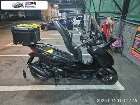 혼다 포르자 350 2024년식 혼다 포르자 350 팝니다.