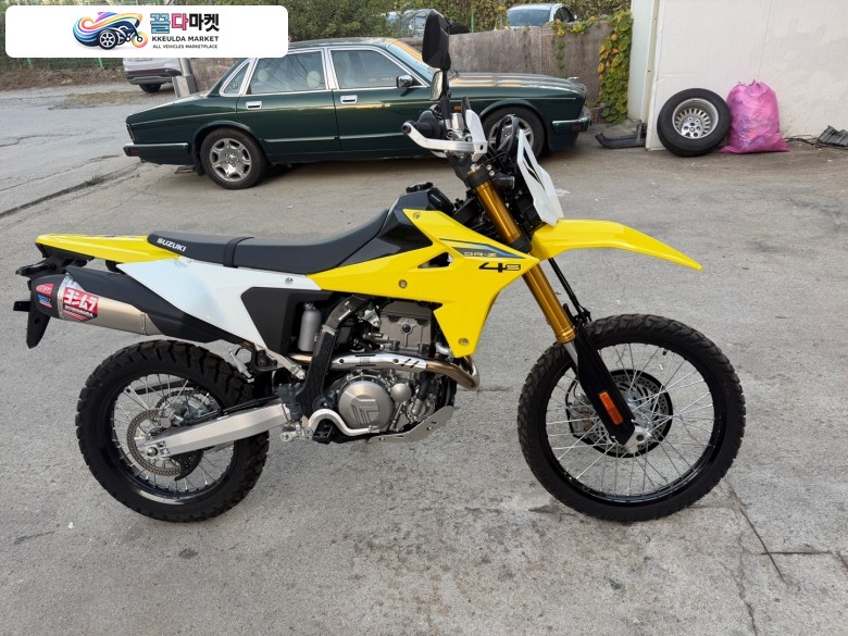 스즈끼 DR Z 4 S 2026년식 600키로주행 옵션풀 DRZ4S판매합니다.