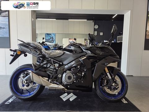 스즈끼 GSX S 1000 GT 2027년식 27년 GSX-S1000GT 블랙컬러 판매합니다