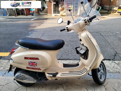 베스파 LX 125 2013년식 베스파 125CC 클래식 스쿠터 판매합니다