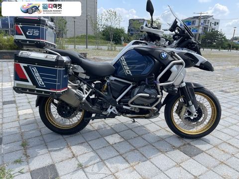 BMW R 1250 GS 어드벤처 2023년식 BMW R1250ADV 2023년식 컨디션 좋은차량 판매합니다.