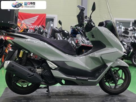 혼다 PCX 125 ABS 2026년식 혼다 PCX125 ABS 26년식 1인신조[신차보증] 1만km블랙박스 1채널 짧은키로수 최저가 판매합니다.