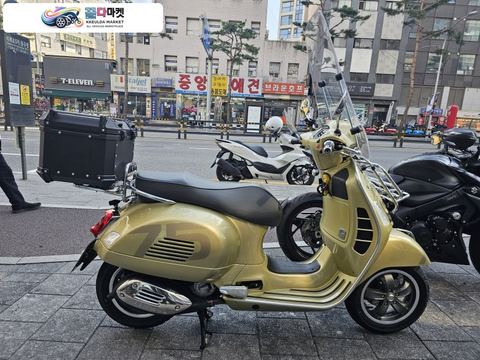 베스파 GTS 300 75주년 스페셜에디션 2022년식 ▶베스파 GTS300 75주년 신차급매물 / 할부,카드,대차,캐피탈◀