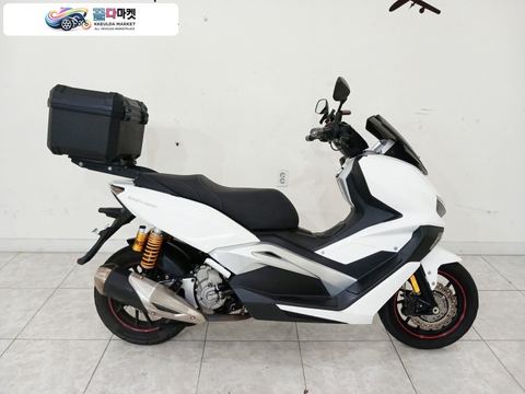 K&C 이지맥스 300 ABS 2022년식 22년 소모품상태 좋은 이지맥스 300 판매합니다,