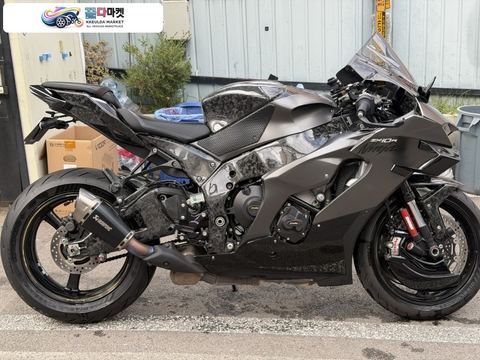 가와사키 닌자 10 R ABS 2023년식 가와사키 ZX10R 풀튜닝 바이크 판매합니다