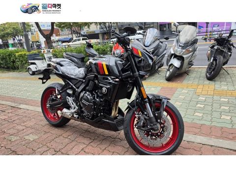 스즈끼 GSX 8 TT 2027년식 스즈끼 GSX 8 TT