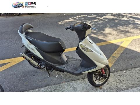 스즈끼 어드레스 V 125 G 2011년식 어드레스 판매합니다.