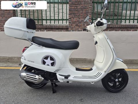 베스파 LX 125 2018년식 2018년 베스파LX125 (5.400km) 판매합니다
