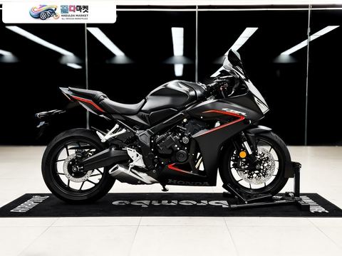 혼다 CBR 650 R E 클러치 2025년식 " (3)무사고 1인신조 , 깔끔한 신차급 매물 "