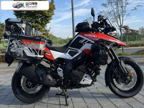 스즈끼 브이 스트롬 1050 XT 2022년식 2022년 V-Strom 1050xt 10,880km 판매합니다.