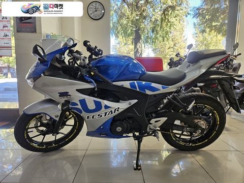 스즈끼 GSX R 125 ABS 2021년식 2021년식 스즈키 GSX-R125 중고 판매 합니다.
