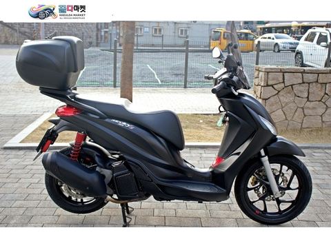 피아지오 메들리 125 S 2022년식 피아지오 메들리125s 무광 최상급 판매합니다