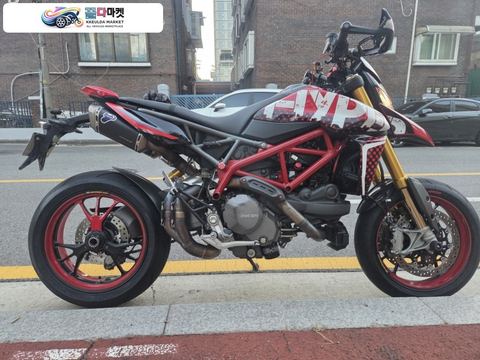 두카티 하이퍼모타드 950 SP 2020년식 두카티 하이퍼모타드950sp 떼르풀배기 구변 O