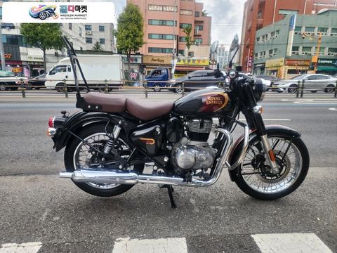 로얄엔필드 클래식 350 2024년식 24년식 로얄엔필드 클래식350 판매합니다.
