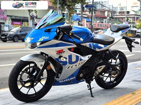 스즈끼 GSX R 125 ABS 2021년식 중고바이크매입 전문 / 스즈키 R125 21년식 풀점검 완료 차량 판매 / 대차 환영 / 무이자 카드 할부