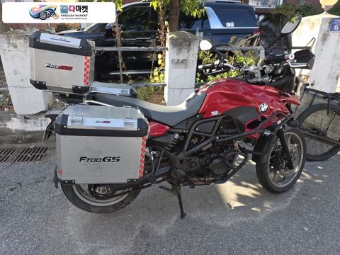 F 700 GS