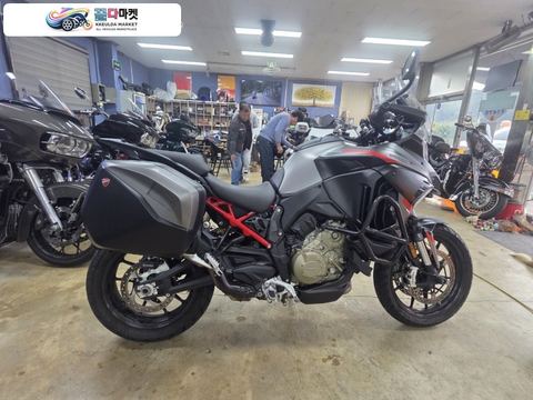 두카티 멀티스트라다 V4 S 그랜드 투어 2024년식 두카티 멀티스트라다 V4 S 그랜드 투어