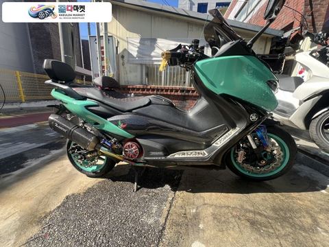 야마하 티맥스 560 2020년식 YAMAHA Tmax560 바포멧&말로시튜닝 판매합니다.