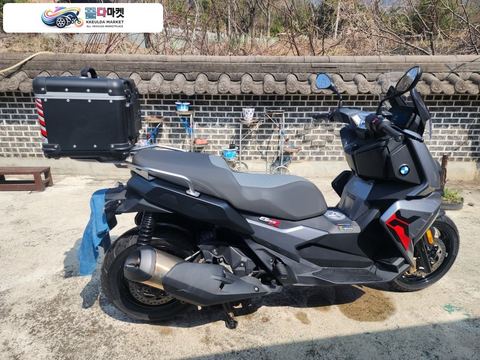 C 400 X