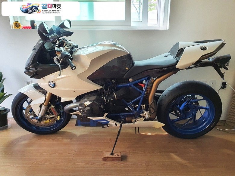 BMW HP2 스포츠 2009년식 신차급.실내보관 hp2sport 판매합니다.