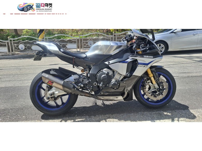 YZF R1 M
