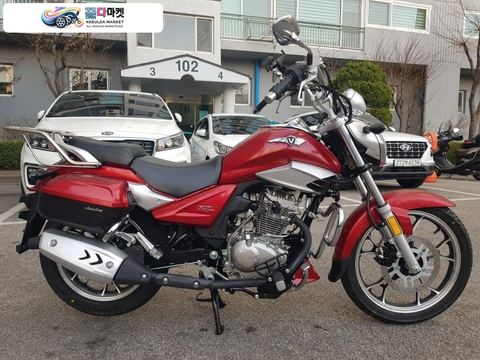 DNA모터스/대림 TR 150 2017년식 32km 완전 신차 새차급17년식 대림 TR150 cc 판매합니다.-서울