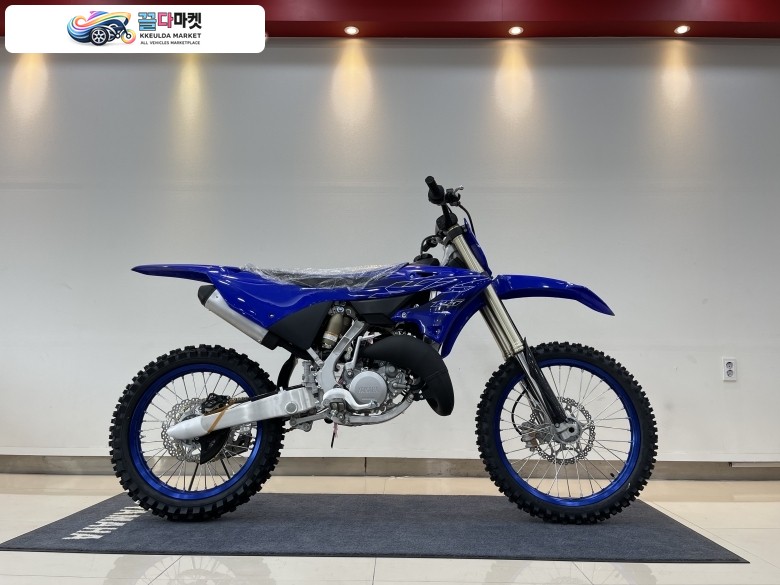 야마하 YZ 125 2022년식 야마하 천안점 모토프로 입니다  모토크로스 입문용 최고의 바이크 YZ125  신차 판매합니다