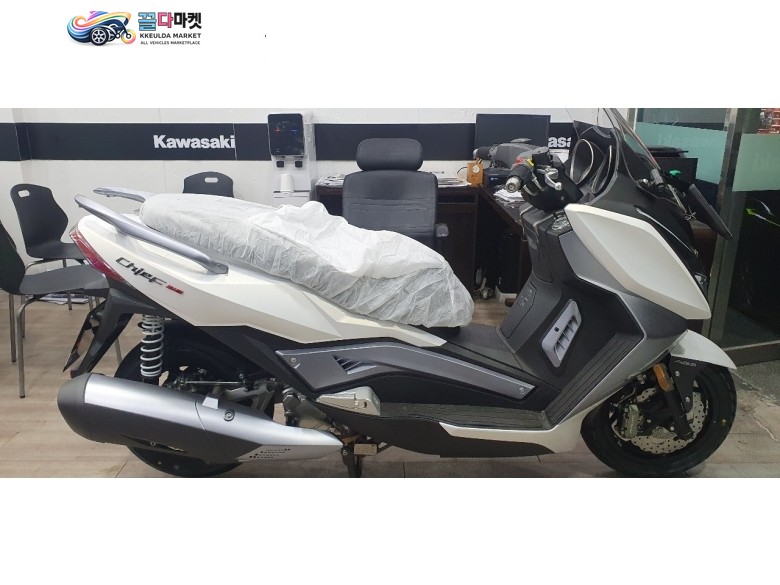 K&C 에릭 300 2022년식 형제모터스/바이크 관련 상담 환영