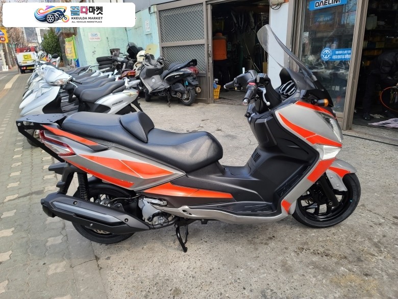조이맥스 300 i ABS