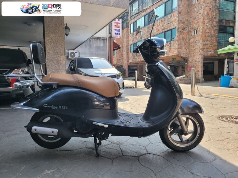 K&C 뉴 카빙 Ⅱ 125 2017년식 블랙 깨끗하고 상태좋은 17년식 뉴카빙2 125cc 판매합니다. 서울 동대문