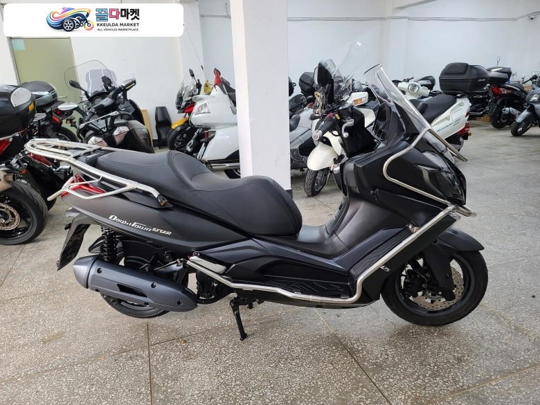 킴코 다운타운 ST 125 i 2017년식 유성바이크   전차종 매입가능   대차 환영