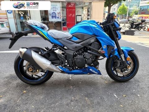 스즈끼 GSX S 750 2019년식 신차급 짧은 키로수 19년식 GSX-S750 판매합니다.