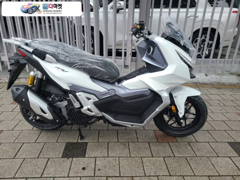 ADV 125