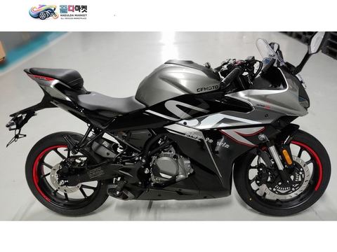 CF모토 300 SR 2023년식 카드(12~24개월)무이자할부가능/저금리120개월신한*하나은행오토론/저금리60개월카드론/캐피탈