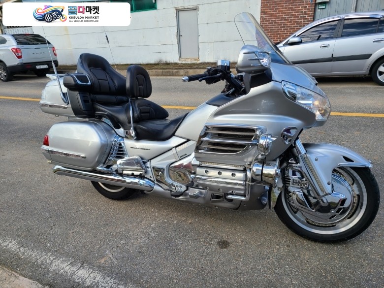 혼다 골드윙 1800 2007년식 Goldwing 1800 팔아봅니다.