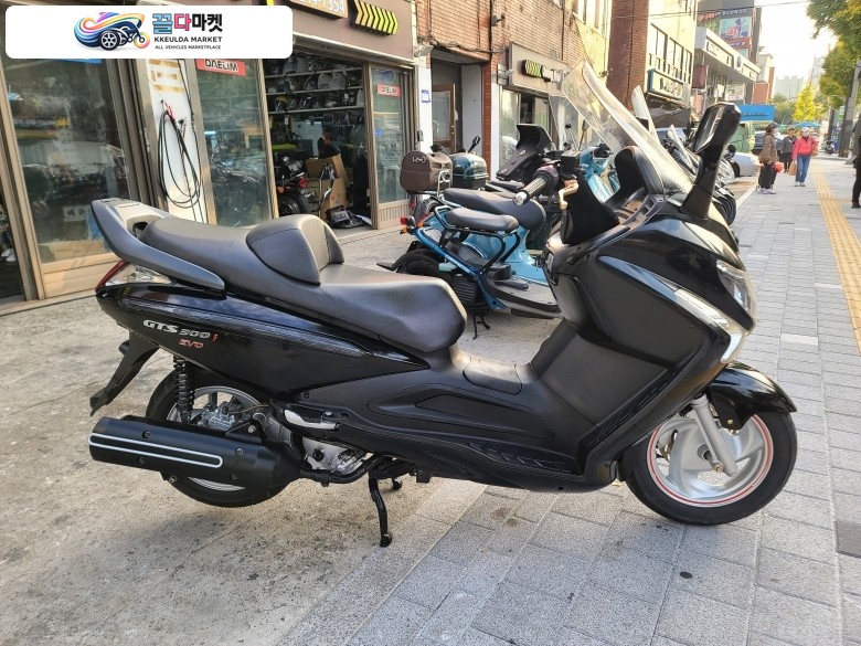 SYM 보이져 300 EFI 2010년식 유성바이크   전차종 매입가능   대차 가능  깔끔  합니다