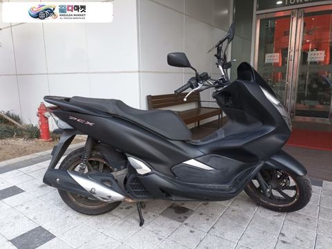 혼다 PCX 125 FI 2018년식 드라이브애드/DA-038/혼다/pcx125/18년식/8,150km /자체 할부 판매