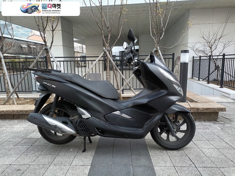 혼다 PCX 125 FI 2019년식 드라이브애드/DA-042/혼다/pcx125/19년식/2,676km /자체 할부 판매