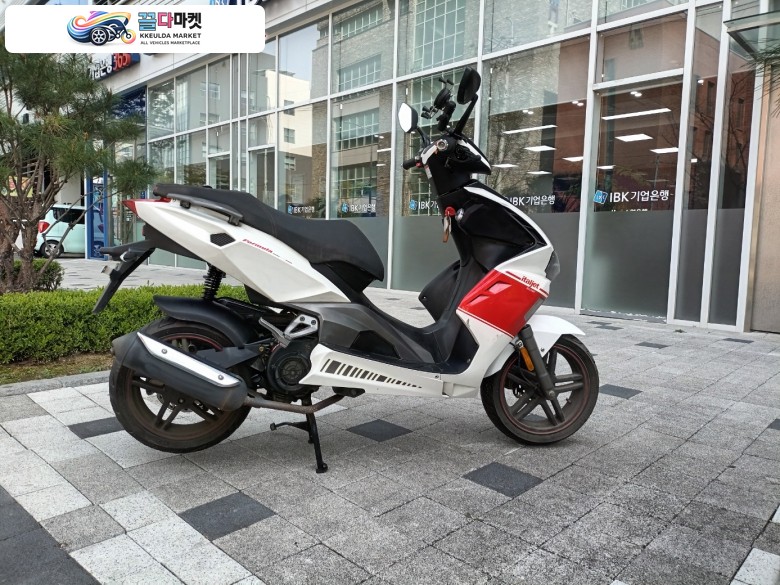 이탈젯 포뮬라 125 2016년식 드라이브애드/DA-055/ Italjet / Formula125 /16년식/ 8,017km /자체 할부 판매