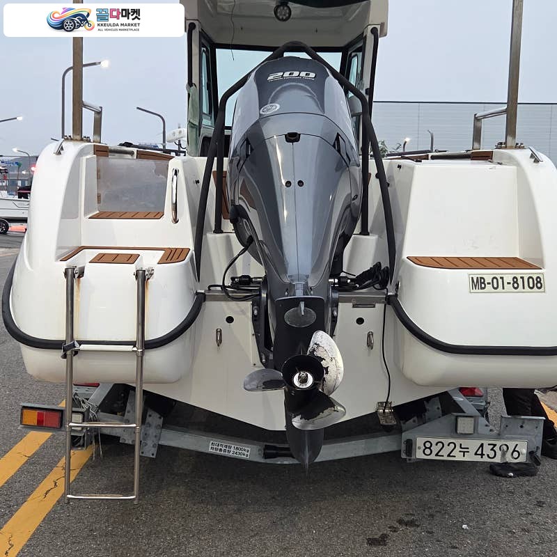 [파격할인 5990만원]울테라+FS9+200마력 - 스파르탄690WA 6명도 편하게 낚시가능합니다~!