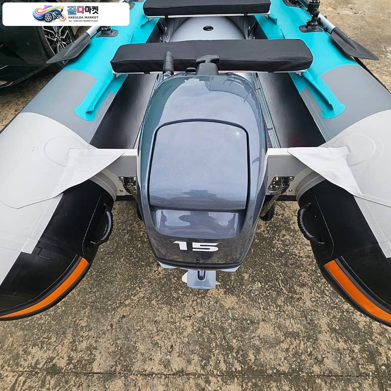 2024년식 고무보트370+로렌스ELITE FS7+야마하 15마력 판매합니다(출조 5회로 상태매우 양호 낚시보트 낚시 레저 바다 민물 배스 [바다로요트]
