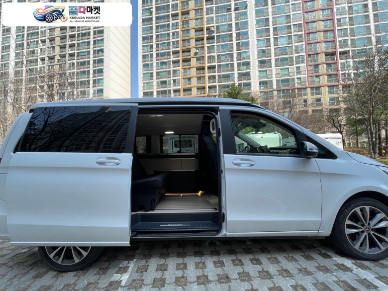 수입제조사 기타 2020년식 벤츠 v300D 4MATIC MARCOPOLO  국내 단 한대