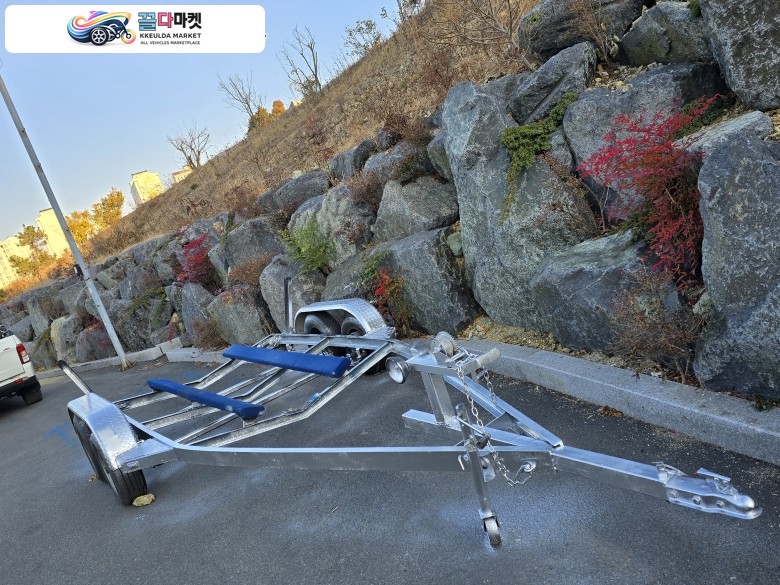 수입제조사 기타 2015년식 트레일러 급 매매 합니다 90만원